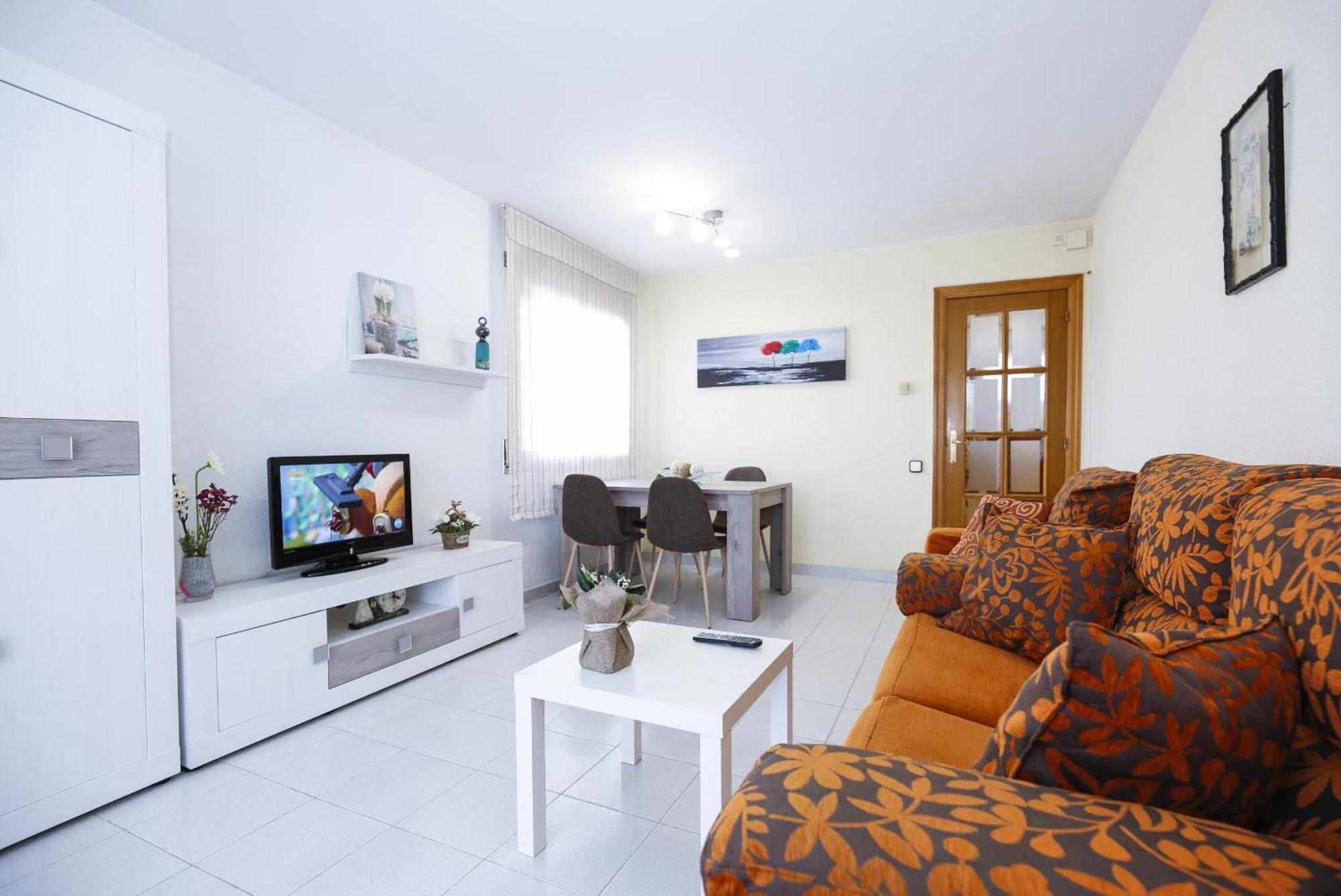 סאלו Santillana Homestay By Turismar מראה חיצוני תמונה